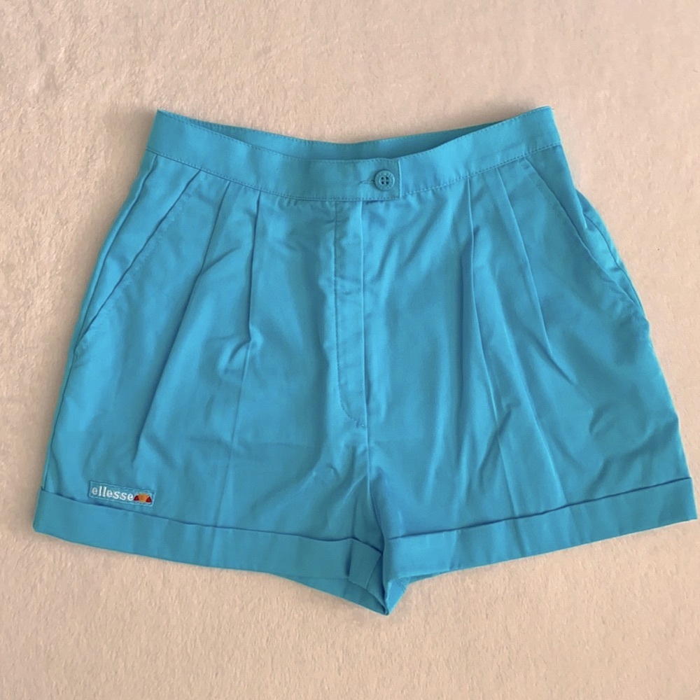{VTG} Ellesse | 80s High Waisted Pleated Cuffed Tennis Shorts Made in Italy Blue